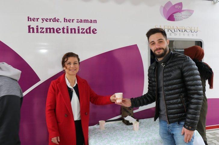 Tarihi kentte öğrencilere "sıcak çorba" G1