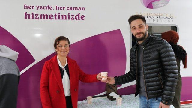 Tarihi kentte öğrencilere sıcak çorba