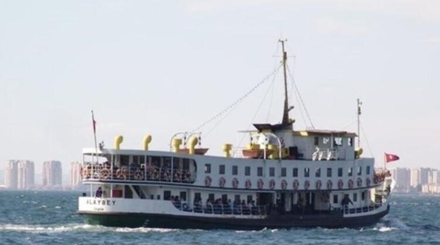 İzmir'de vapur seferleri iptal edildi