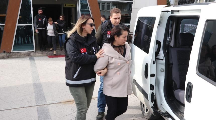 Kocaeli&rsquo;de fuhuş operasyonu: 2 g&ouml;zaltı