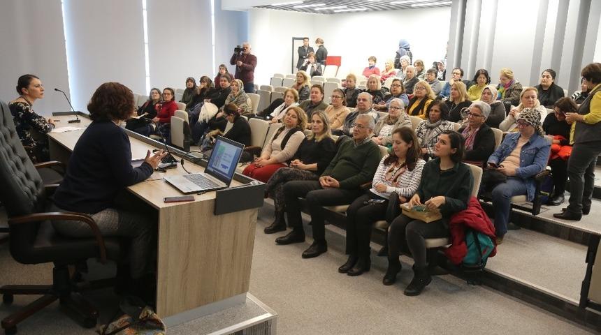 Solinova, kadın &uuml;reticilerle buluştu