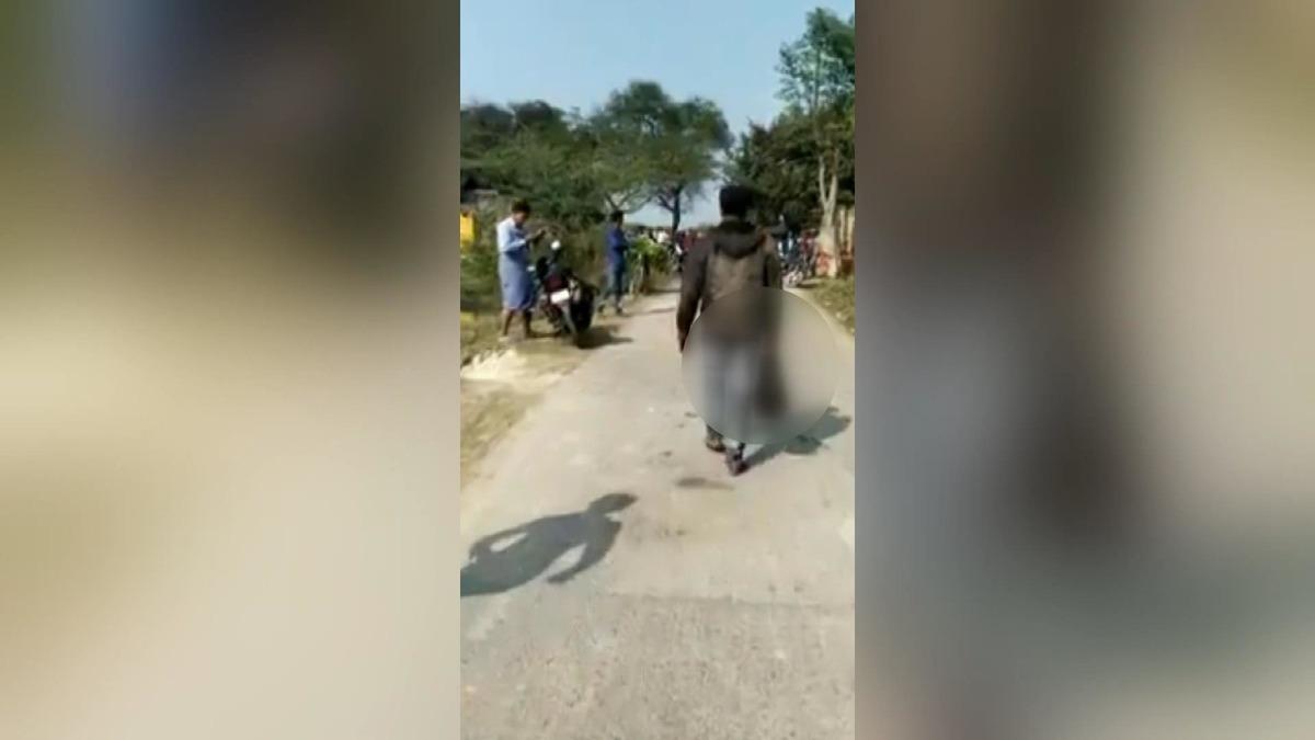 Elinde eşinin kesik kafası ile y&uuml;r&uuml;d&uuml;