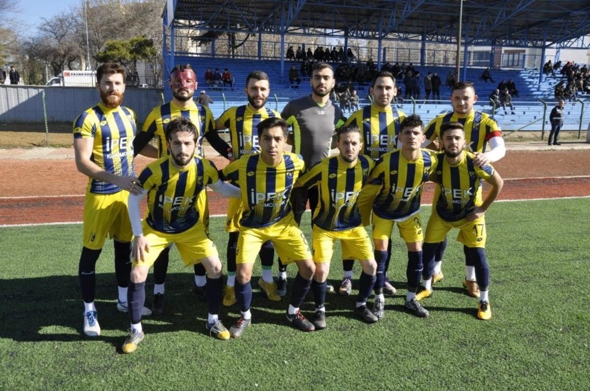 S&ouml;ğ&uuml;tspor evinde farklı kazandı