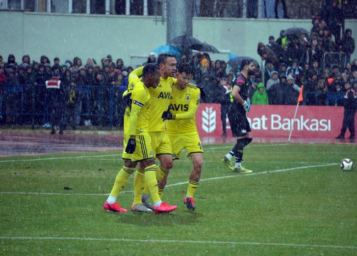 Fenerbahçe, Mevlüt Erdinç'in sözleşmesini uzatacak G4