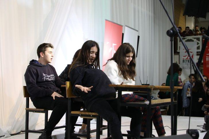 Beykoz’da geleceğin tiyatro yıldızları yetişiyor G2