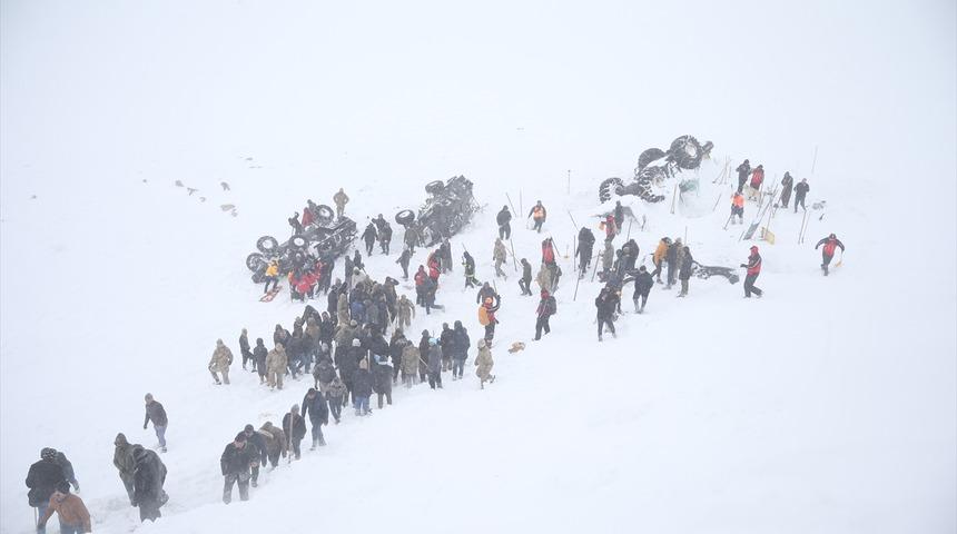 Van'da &ccedil;ığ faciasının olduğu b&ouml;lgede bir uyarı daha!