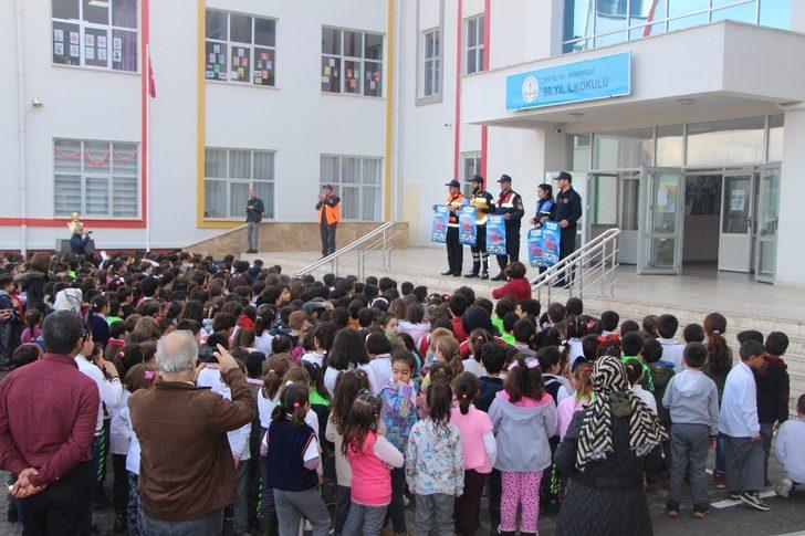 Antalya’da öğrencilere 112’nin önemi anlatıldı G3