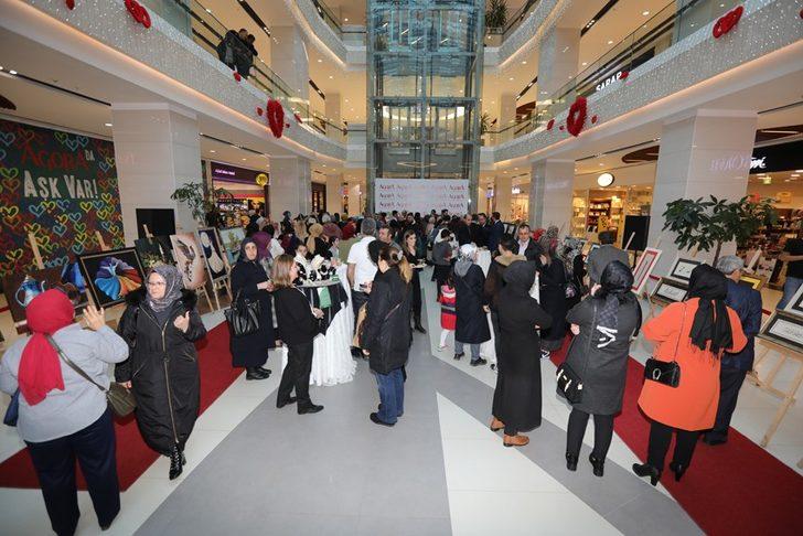 ‘Renkler ve Çizgiler’ konulu resim ve hat sergisi açıldı G4