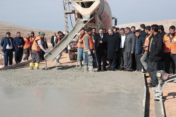 Büyükşehirde beton yol mesaisi başladı G2