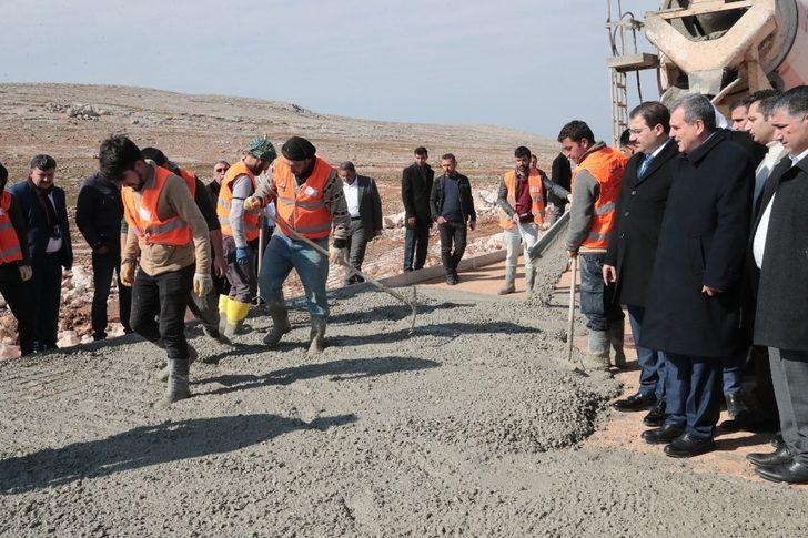 Büyükşehirde beton yol mesaisi başladı G3