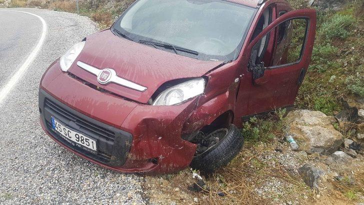 Takla atan araçtan burunları bile kanamadı G2