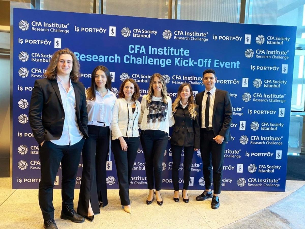 İzmir Ekonomili gen&ccedil;ler Avrupa şampiyonasına hazırlanıyor