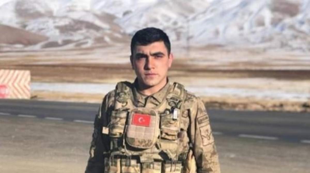 Şehit Ufuk Deniz, &ccedil;ığ b&ouml;lgesine giderken annesini arayıp helallik istemiş