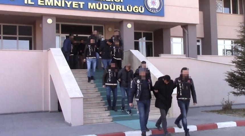 Iğdır&rsquo;daki uyuşturucu operasyonunda 3 zanlı tutuklandı