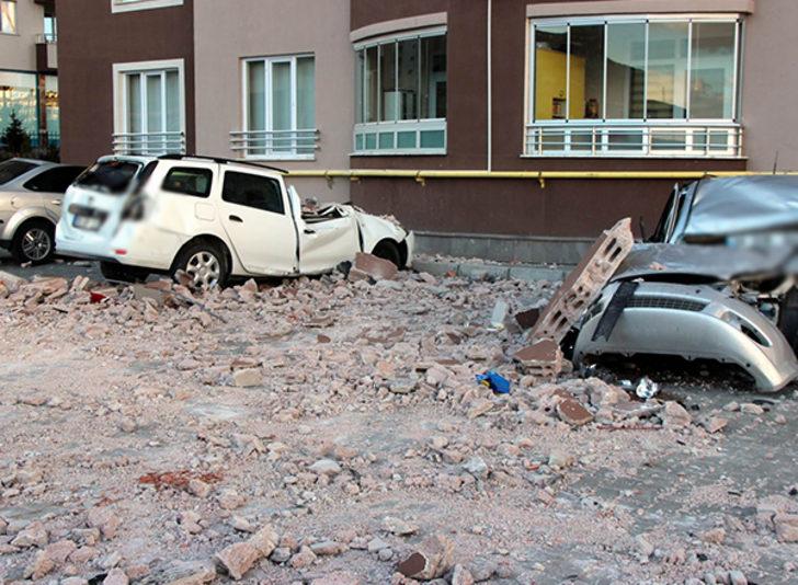 Kayseri'de eğitime rüzgar engeli! İki ilçede okullar tatil edildi G2