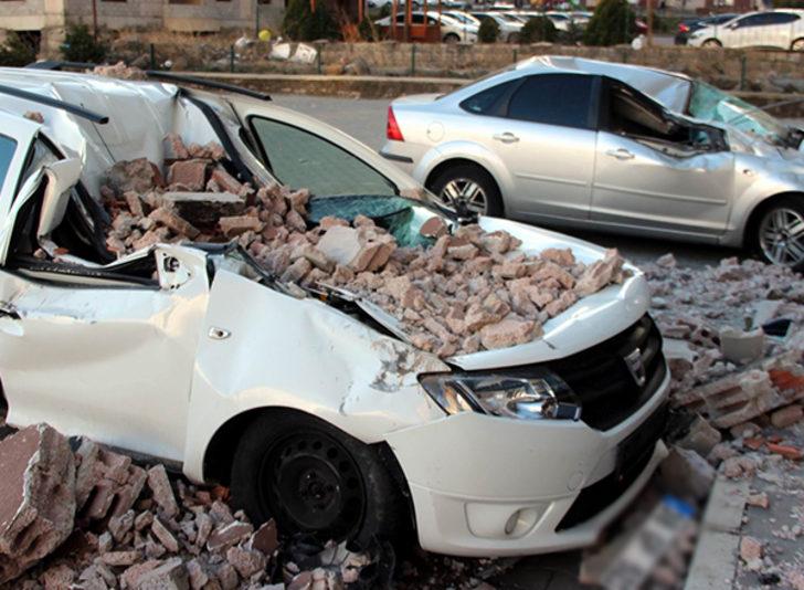 Kayseri'de eğitime rüzgar engeli! İki ilçede okullar tatil edildi G3