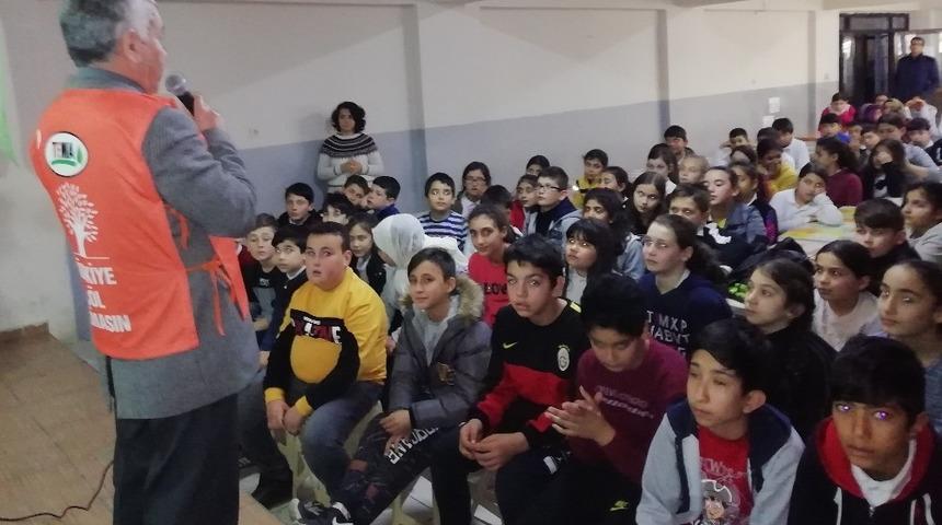 Aydın TEMA öğrencilere doğa sevgisi aşılıyor