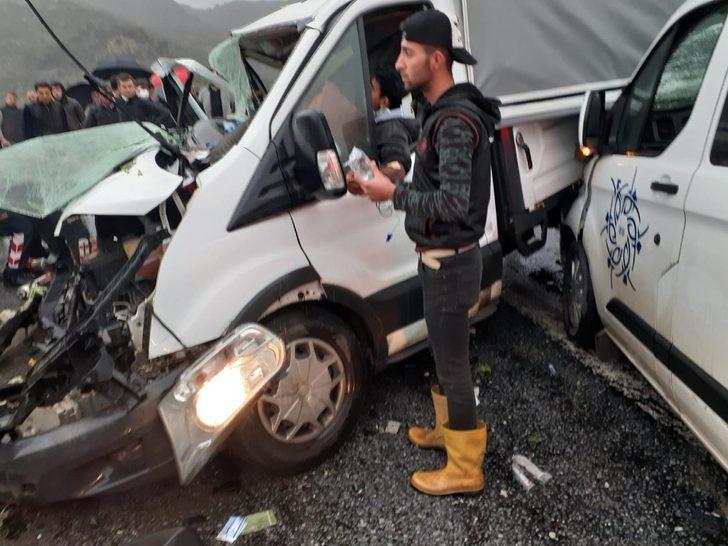 Aydın-İzmir kara yolunda feci kaza! Çok sayıda yaralı G3