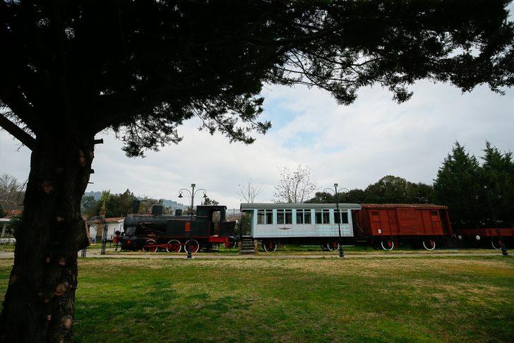 Asırlık kara trenler ziyaretçilerini bekliyor G2