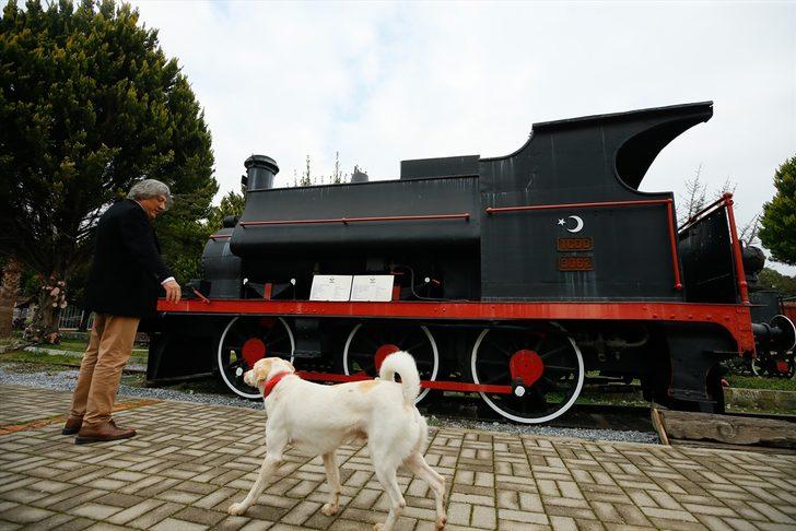 Asırlık kara trenler ziyaretçilerini bekliyor G5