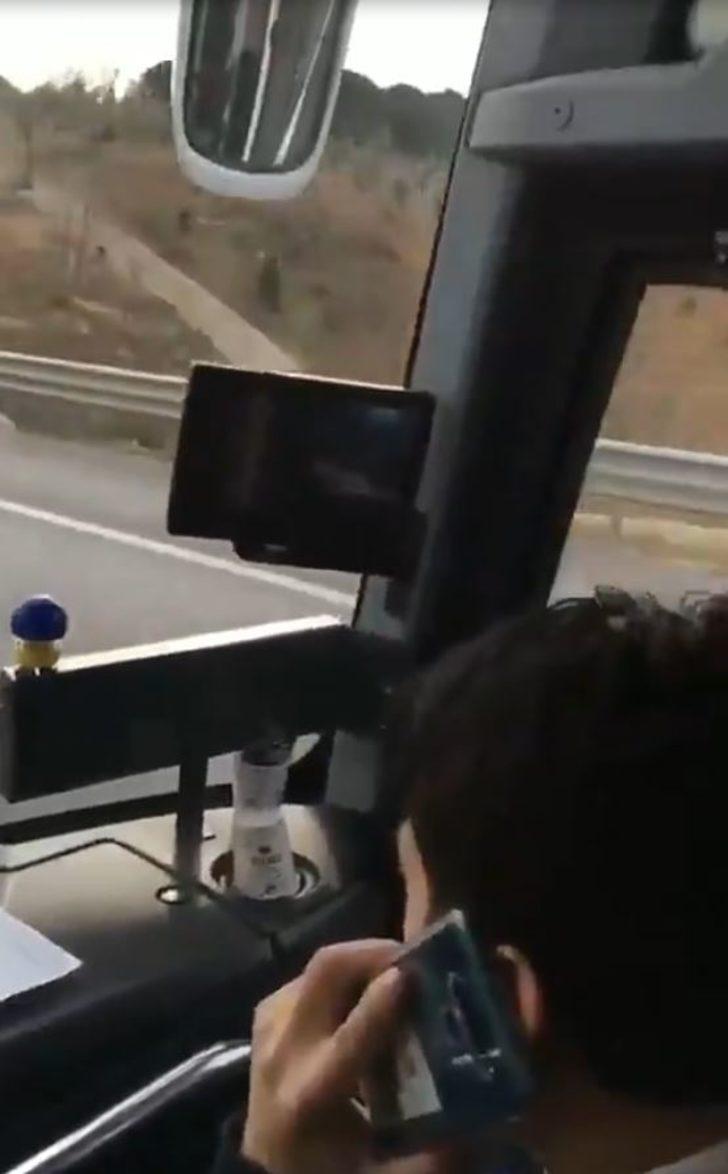 Direksiyon başında cep telefonu kullanan otobüs şoförüne tepki G3