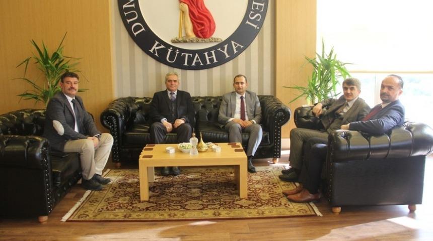 Dumlupınar protokol&uuml;nden Rekt&ouml;r Uysal&rsquo;a ziyaret