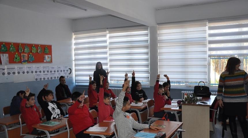 &Ccedil;eşmeli &ouml;ğrencilere gıda eğitimi veriliyor