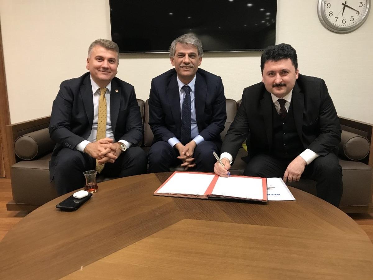 Başkan Avcı, &ldquo;Altıeyl&uuml;l&rsquo;e dev yatırımlar yapılıyor&rdquo;