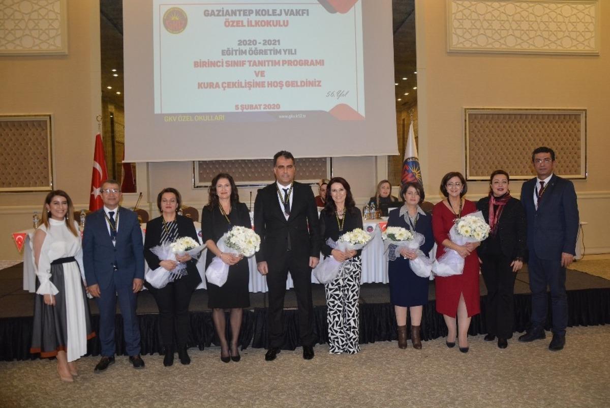 GKV &Ouml;zel Okulları&rsquo;nda noterli &ouml;n kayıt heyecanı