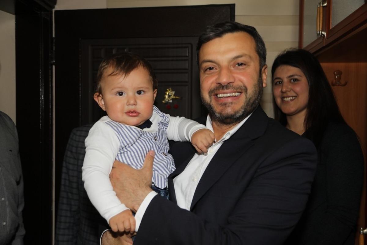 Yenidoğan bebeklerin hediyesi Başkan Kocaispir&rsquo;den