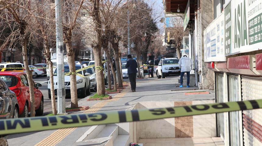 Diyarbakır'da iki grup arasında silahlı kavga: 1 yaralı