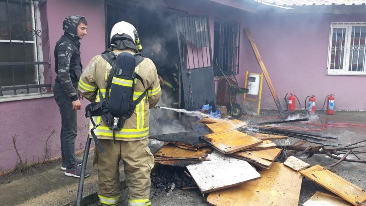 &Ouml;zel eğitim uygulama okulundaki yangın korkuttu