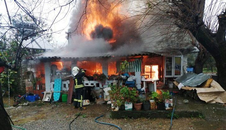 Köyceğiz’de ev yangını G1