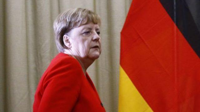 Almanya Başbakanı Angela Merkel seçimlerin yenilenmesi gerektiğini söyledi