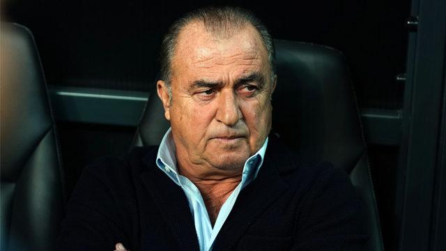 Galatasaray'da Belhanda gelen teklifleri geri çevirdi