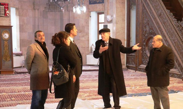 Deprem nedeniyle Elazığ ve Malatya'da 20 tarihi yapı zarar gördü G2