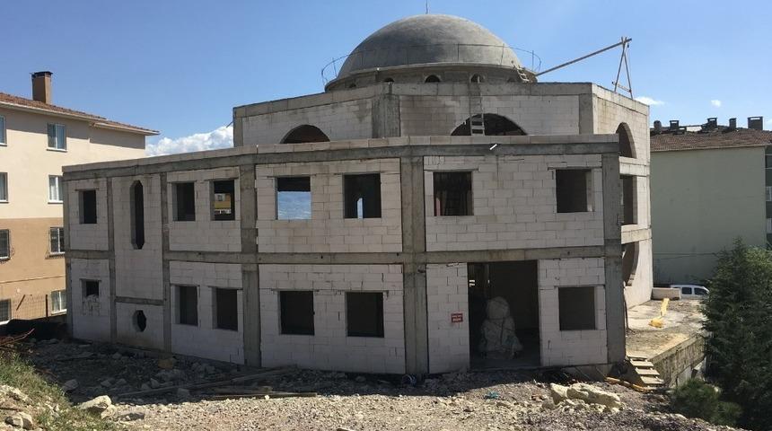 B&uuml;y&uuml;kşehir&rsquo;den Kuru&ccedil;eşme Hicret Camisine malzeme yardımı