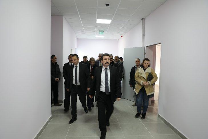 Vali Tavlı, yapımı tamamlanan okulları yerinde inceledi G1