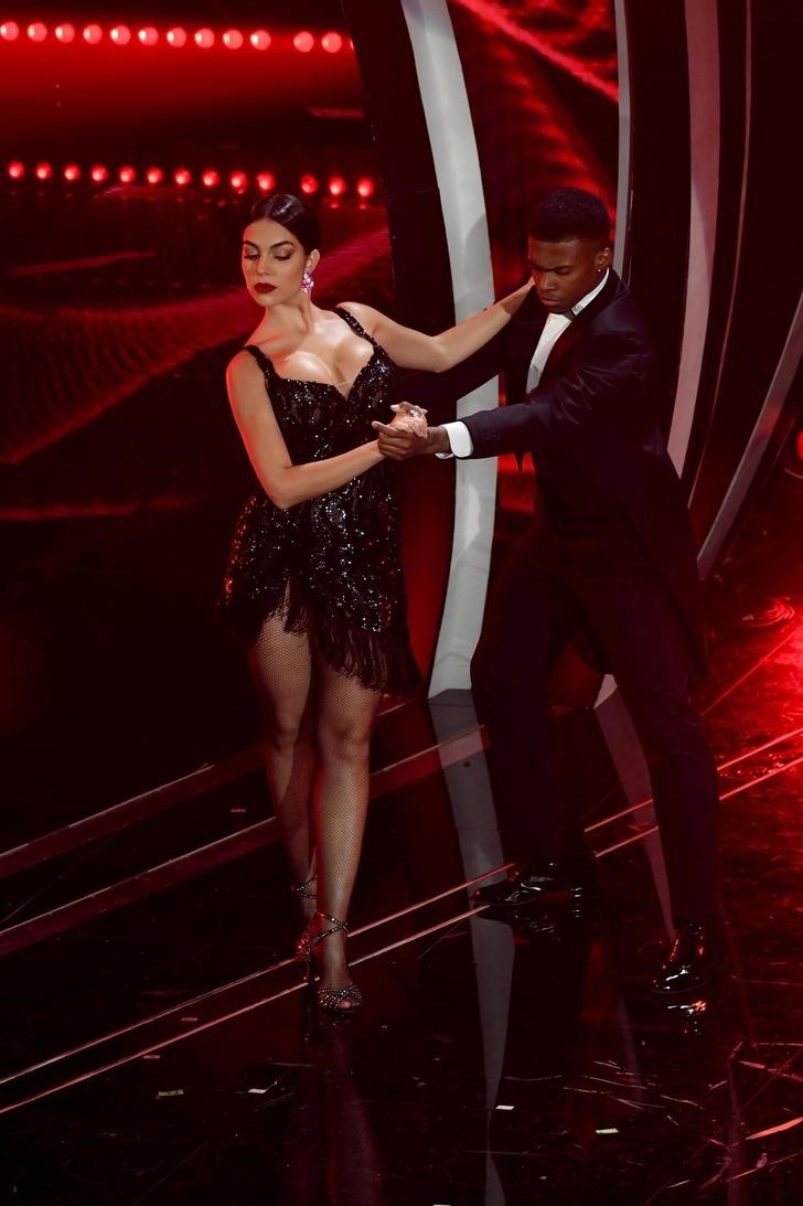 Georgina Rodriguez hünerlerini sergiledi  G5