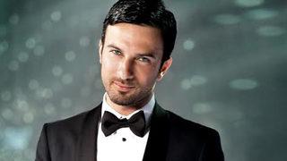 Tarkan dev isimle aynı sahnede