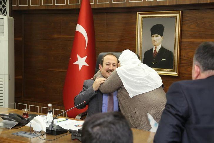 Vali Pehlivan, şehit aileleri ve gaziler ile bir araya geldi G2