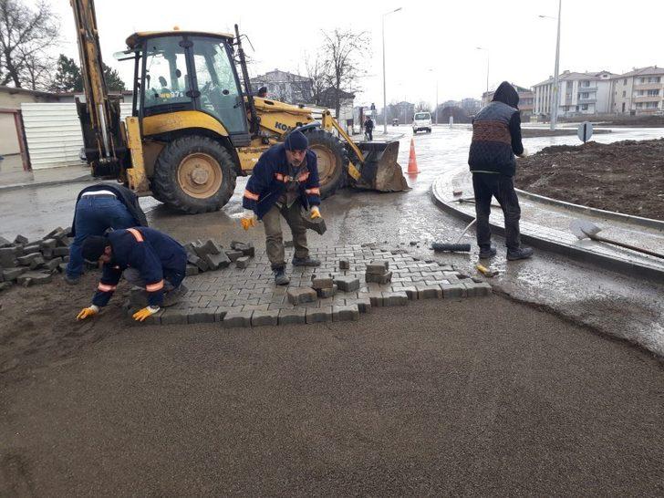 Fen İşleri ekipleri sahada çalışıyor G2