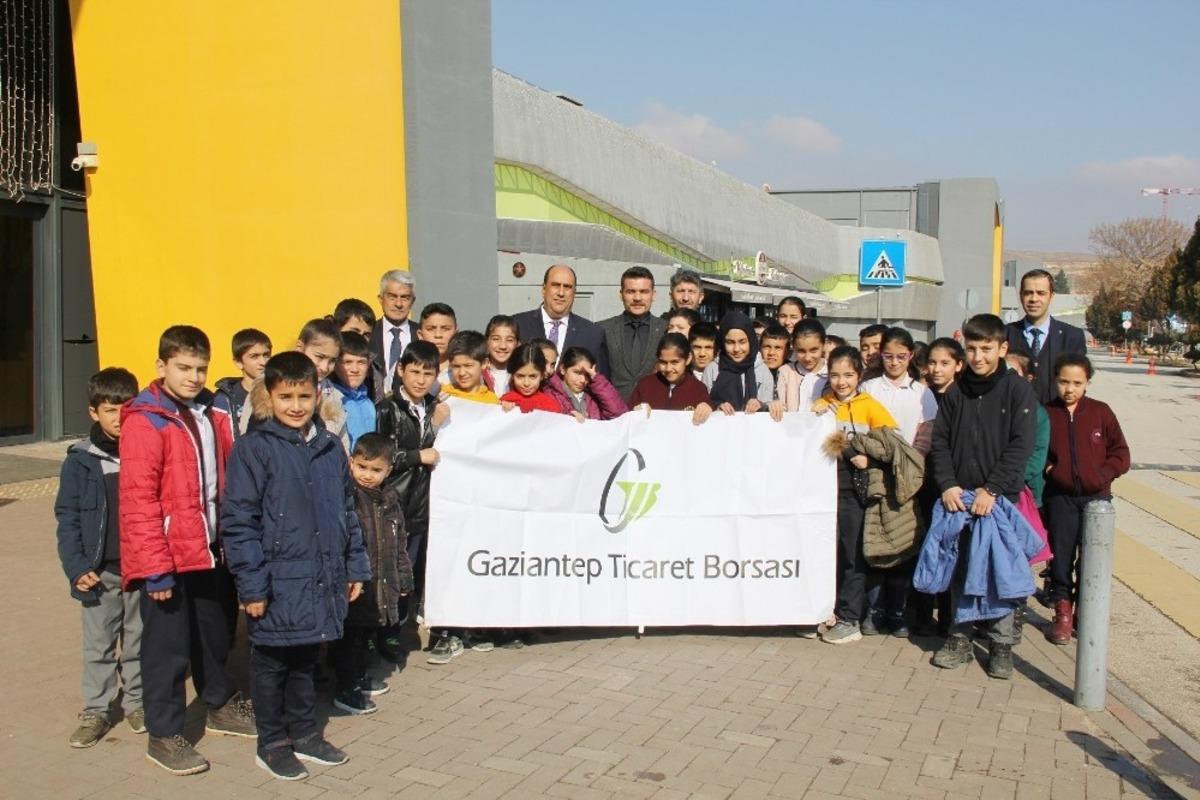 GTB&rsquo;DEN &ouml;ğrencilere &lsquo;sinema ve kitap g&uuml;n&uuml;&rsquo; etkinliği