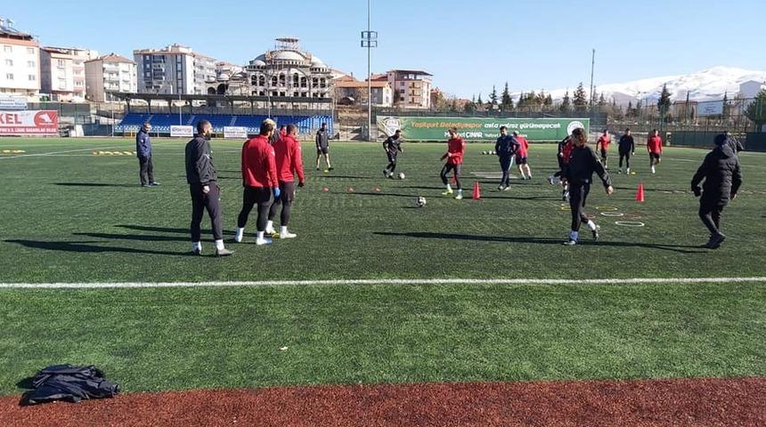 Yeşilyurt Belediyespor&rsquo;da Pazarspor mesaisi s&uuml;r&uuml;yor