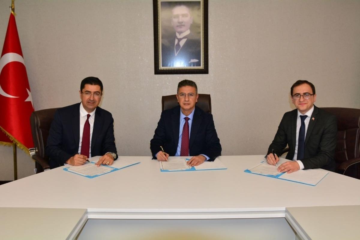 BA&Uuml;N&rsquo;den R&uuml;zgar Enerjisi sekt&ouml;r&uuml;ne Eğitim ve Ar-Ge desteği