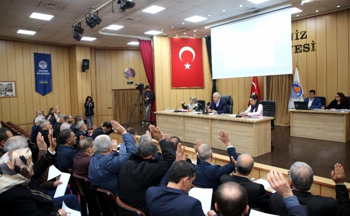 Başkan G&uuml;ltak: "Yıllardır yanlış giden sisteme &rsquo;dur&rsquo; dedik"