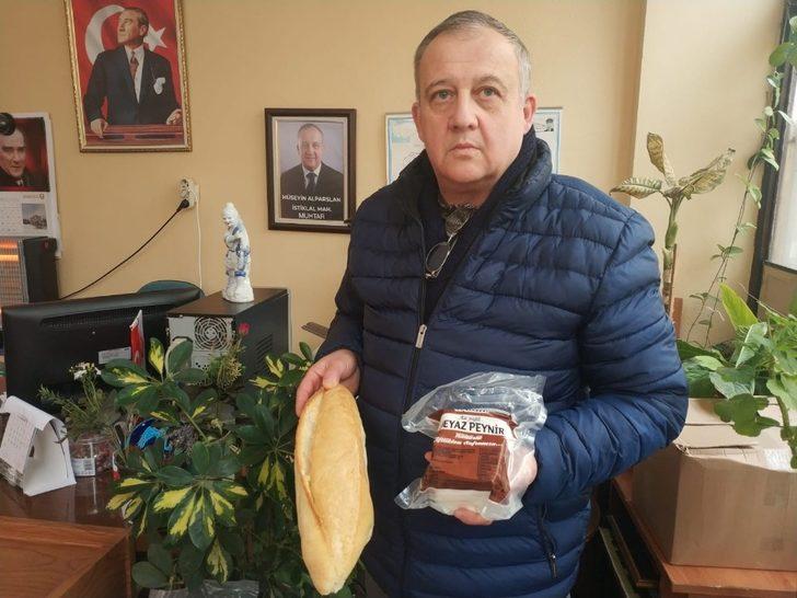 Her cuma ihtiyaç sahiplerine erzak dağıtıyorlar G4