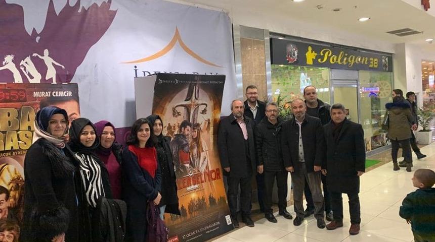 2 bin eğitimci sinema etkinliğinde bir araya geldi