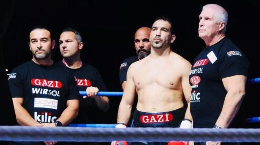 Fırat Arslan en yaşlı dünya şampiyonu olabilmek için ringe çıkacak