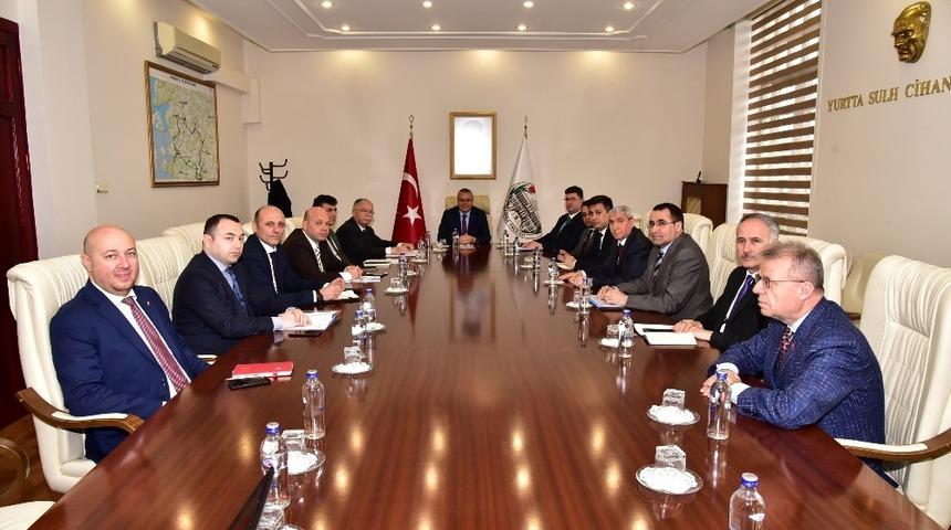 Deprem sonrası &ccedil;alışmalar değerlendirildi